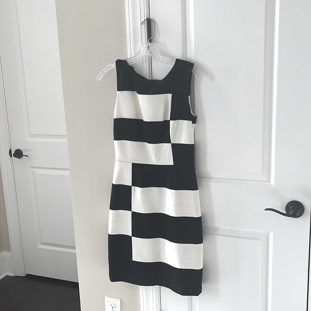 Black and White Color Block Sheath Dress